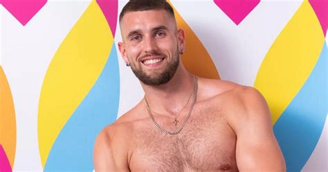 zac love island before|Love Island’s Zachariah Noble looks unrecognisable before huge。